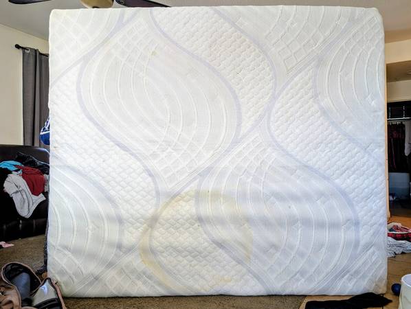 free matress memory foam - bought from costco for $600 now free to u 1