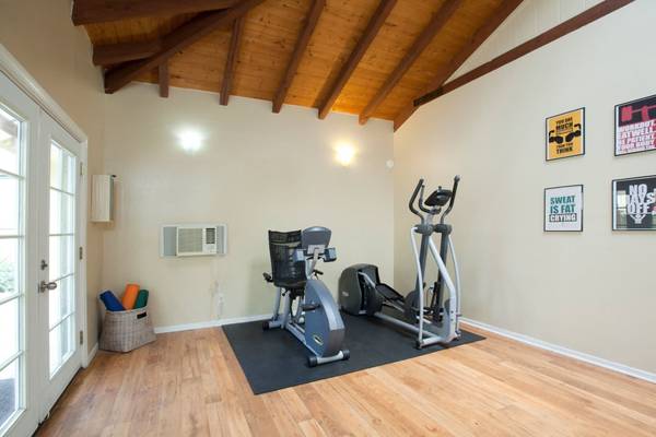 $2,600 / 2br - 1008ft2 - Fitness Center, Central Air and Heat, 2/BD (San Gabriel Valley)63818753711361123