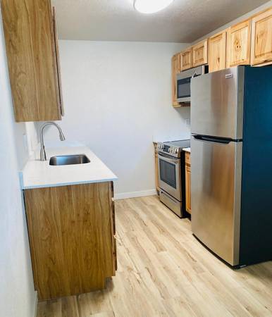 $1,500 / 2br - 838ft2 - Effortless Commute: Quiet Neighborhood with On-Site Management (Boise, Idaho)64003314338307123