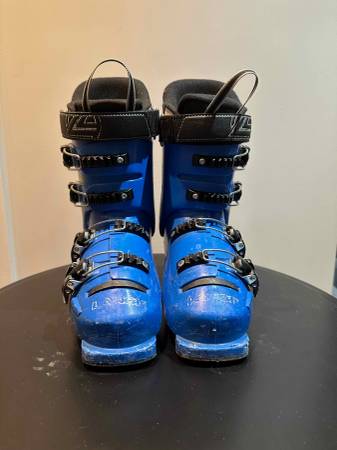 Lange RSJ60 Ski Boot (22.5) - sporting goods - by owner