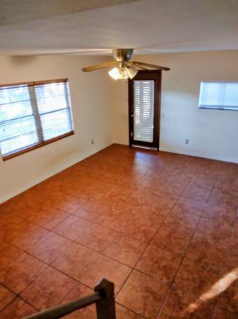 $1,050 / 1br - 975ft2 - 1 bedroom Apartment with All Bills Paid (Corpus Christi)64036536875137122