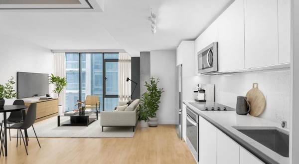 TMLP 12-mo. | Rare Opportunity: Modern 3 BR/2.5 BA, Rooftop Fitness & Pool 1