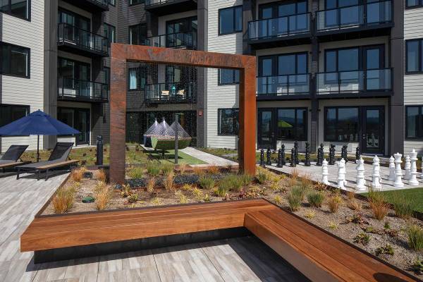 $2,455 / 2br - 1010ft2 - We have the wonderful 2 BR 2 BA you've been waiting for! (Esther Short)64038886293378121