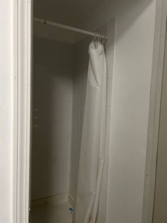 $850 / 1br - PRIVATE  ROOM (Redwood City)63470723840131124