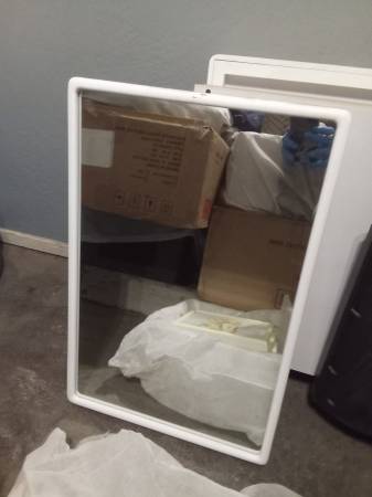 House lighting  Sinks  for sale half the price New 1