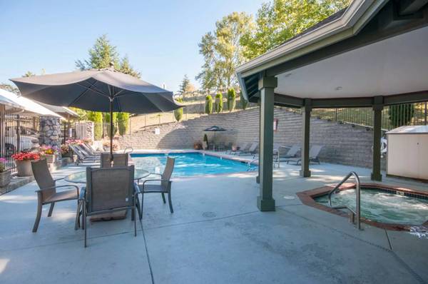 $3,114 / 2br - 1073ft2 - Celebrate Life’s Best Moments in a Home Tailored Just for You! (Bothell)63944965169667123