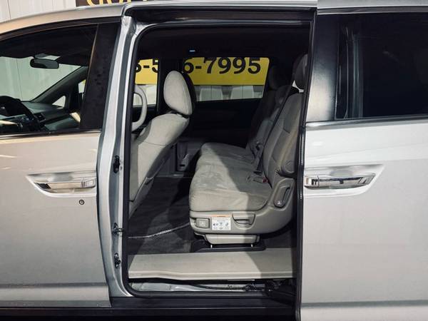 2013 Honda Odyssey EX - $7,900 (2121 n stoughton rd madison wi 53704)63625029959169124