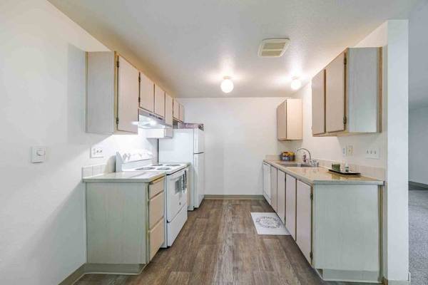 $1,846 / 3br - 1178ft2 - See what our residents are raving about! (Vancouver)63956354677635120