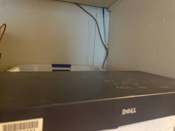 Dell 71PXP switch - $20 (Portland)63470989696257120