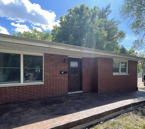 Modern 2 Bed Condo in Springfield, IL - Available 10/01 - $1250 1