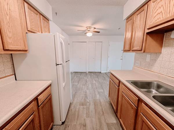 $950 / 2br - 750ft2 - Cable Ready, 2bd 1ba, Newark OH (327 Union St, Newark, OH)63685165691267120