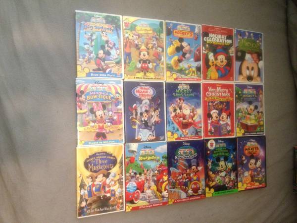 15 MICKEY MOUSE DVD'S 1