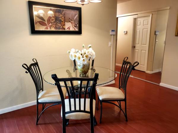 $1,595 Master Bedroom Private Ba Assigned Parking San Jose Evergreen Areargr (san jose south)63834318323073124