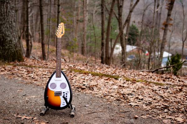 Vox Apache-1 Teardrop - musical instruments - by owner - sale