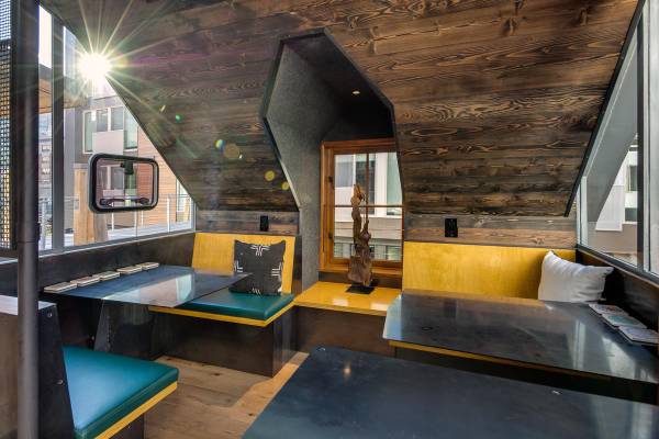 $4,153 / 2br - 1278ft2 - Wood Style Flooring, Now Showing, Tour Today (South Lake Union)63688497480067123