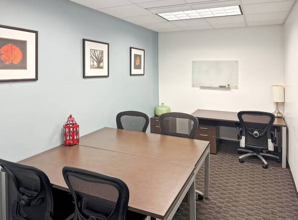 $450 Office Space in High-Demand Area – Great Visibility! (Metairie)63791870602755120