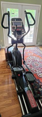 Elliptical SOLE E95 ('14) EUC Accepting offers 1