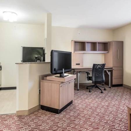 $369 / 1br - Clean, Safe, and Budget-Friendly Weekly Rates - No Deposit! (4650 Cornell Rd, Blue Ash, OH)63974187872259121