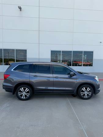 2016 Honda Pilot EX-L - $12,000 (Irving)63479293959939123
