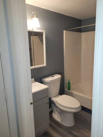 $900 / 2br - 720ft2 - Downtown Durham 2br 1 ba 995mo (Durham)63968071907203121