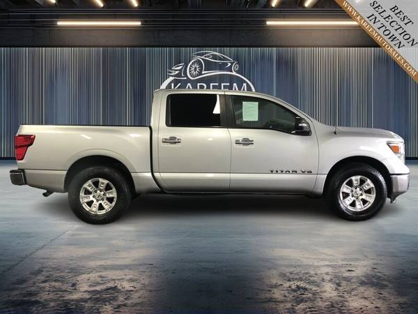 2018 Nissan Titan SV 4X4 Back up Camera Bed Linear Alloy Wheels Park - $23,68563619149964801123