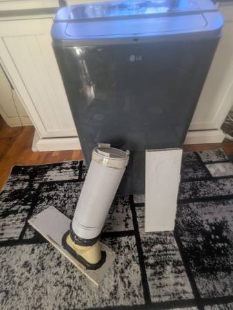 LG 12,000 BTU portable air 1