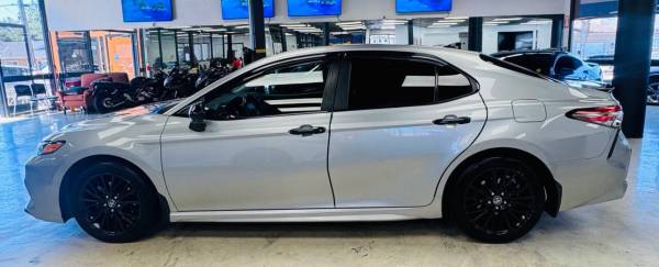 2019 Toyota Camry SE 4dr Sedan Sedan - $23,995 (1555 W San Carlos St  San Jose, CA 95126)63624148606081124
