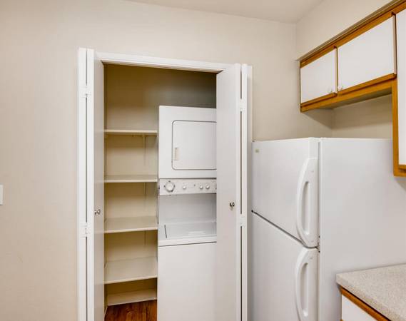 $1,550 / 1br - 1/2 MTH FREE - Workout Room - Spacious Closets - WD Set Included (Beaverton)64039060397699121