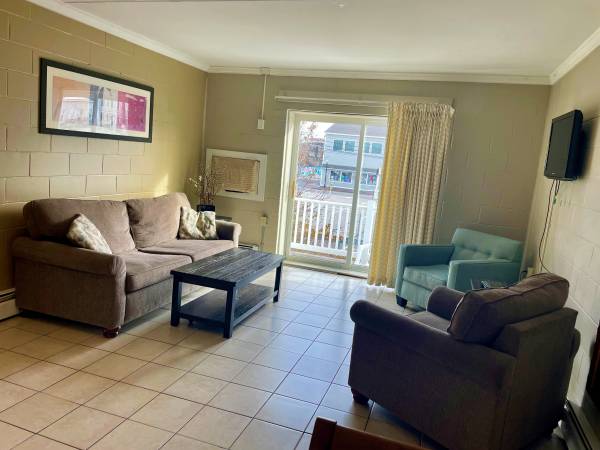 1 Bedroom Suite Fully Furnished! 1