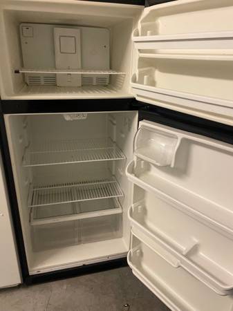Frigidaire Refrigerator $240 Free Delivery