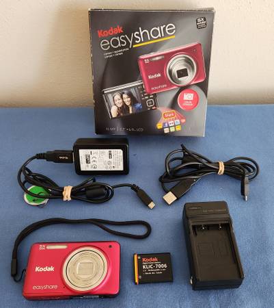 KODAK EASYSHARE M5350 DIGITAL CAMERA 1