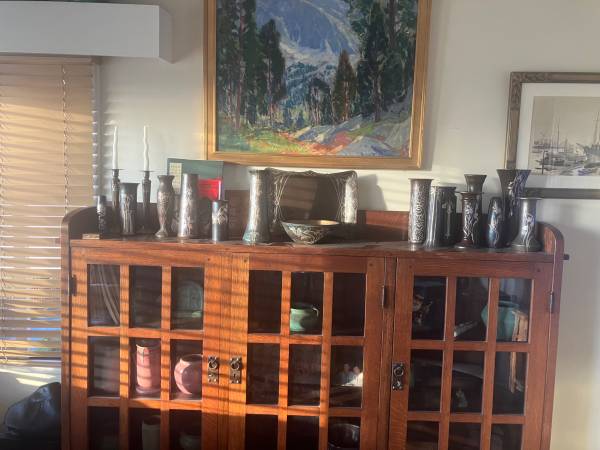 Heinz art metal arts and crafts Stickley roycroft  BOOKCASE 1