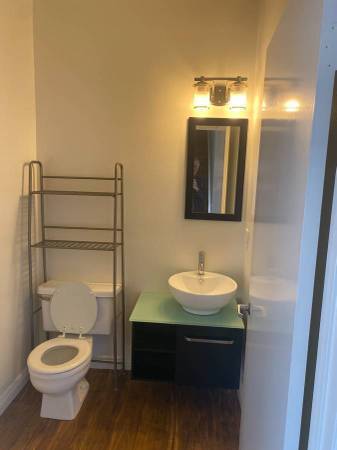 $1,290 / 1br - $1290/mon. and Good Location in North Shattuck Area (alameda)63847325409539122