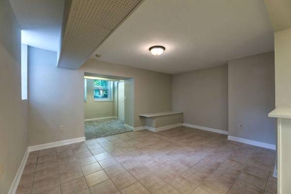 $1295.00 / 575ft2 - Amplio condominio cerca de Lake of the Isles | Disponible 1 de diciembre63868700554115124
