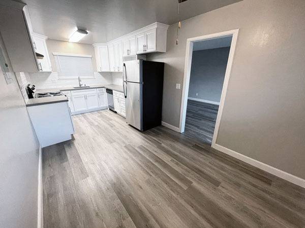 $1,200 / 2hab - 917ft2 - piso de 2 habitaciones, cocina moderna, servicios incluidos, hogar admitido para mascotas (vista a la montaña)63657591907075121