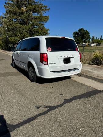 2014 Dodge Grand Caravan - $6,500 (Sacramento)63619576113281123