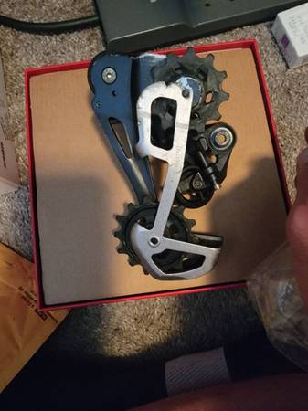 Cambio trasero Sram GX de 12 velocidades - $25 (Silverdale)63471325445251121