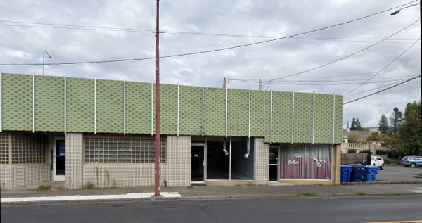 $800 / 600ft2 - Retail or Office space for Lease! (Kelso)64218948394369120