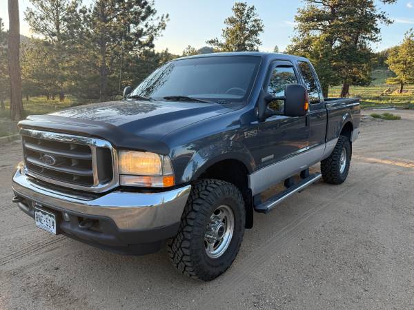 2004 Ford F250 Lariat FX4 Diesel 154k All Stock Beautiful Truck - $7,900 (Boulder)63612227610755123