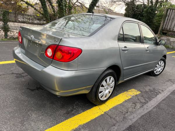 2004   TOYOTA COROLLA  LE - $5,450 (ALEXANDRIA)63616209297795124