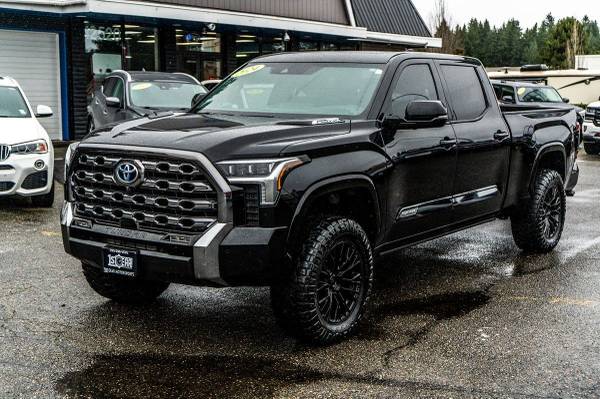 2024 Toyota Tundra 4WD 4x4 - Photo 4