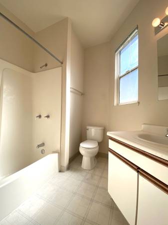 $2,880 / 1br - Amplio departamento de una habitación en ubicación céntrica de Santa Cruz (santa cruz)63668044735105124