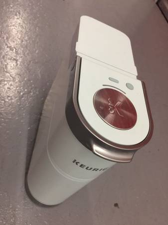 Portable Ice Maker by Igloo. - $69 (Belmont, Ma)63471241873283122