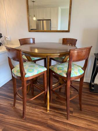 Solid Wood, custom seats, Dining Room Set 1