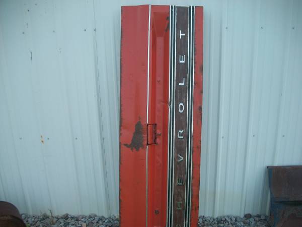 1972 chevy tail gate 1