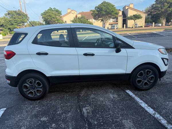 ACCIDENTE GRATIS 2019 Ford EcoSport S con 68 mil millas - $8.900 (183 Norte)63439726633603124