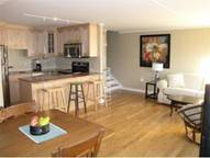 $2,800 / 1br - 740ft2 - 1 Bdrm Stowe Condo Avail Nov 1 (Stowe)63992934896770120