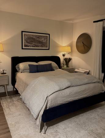 $1,000 / 2br - 1500ft2 - Room for Rent Northgate area (Northgate)63659499737475122