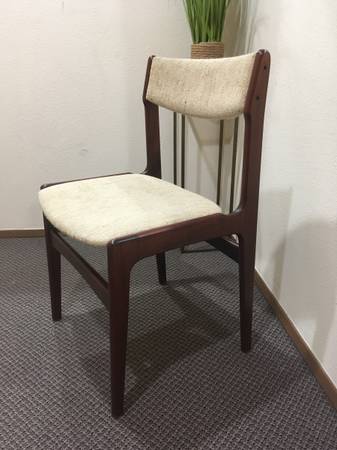 MCM Danish chair 1