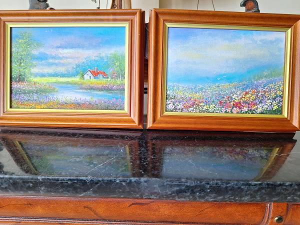 Elegant Authentic Two Small Oil Paintings on Canvas Hanging Wall Art 1